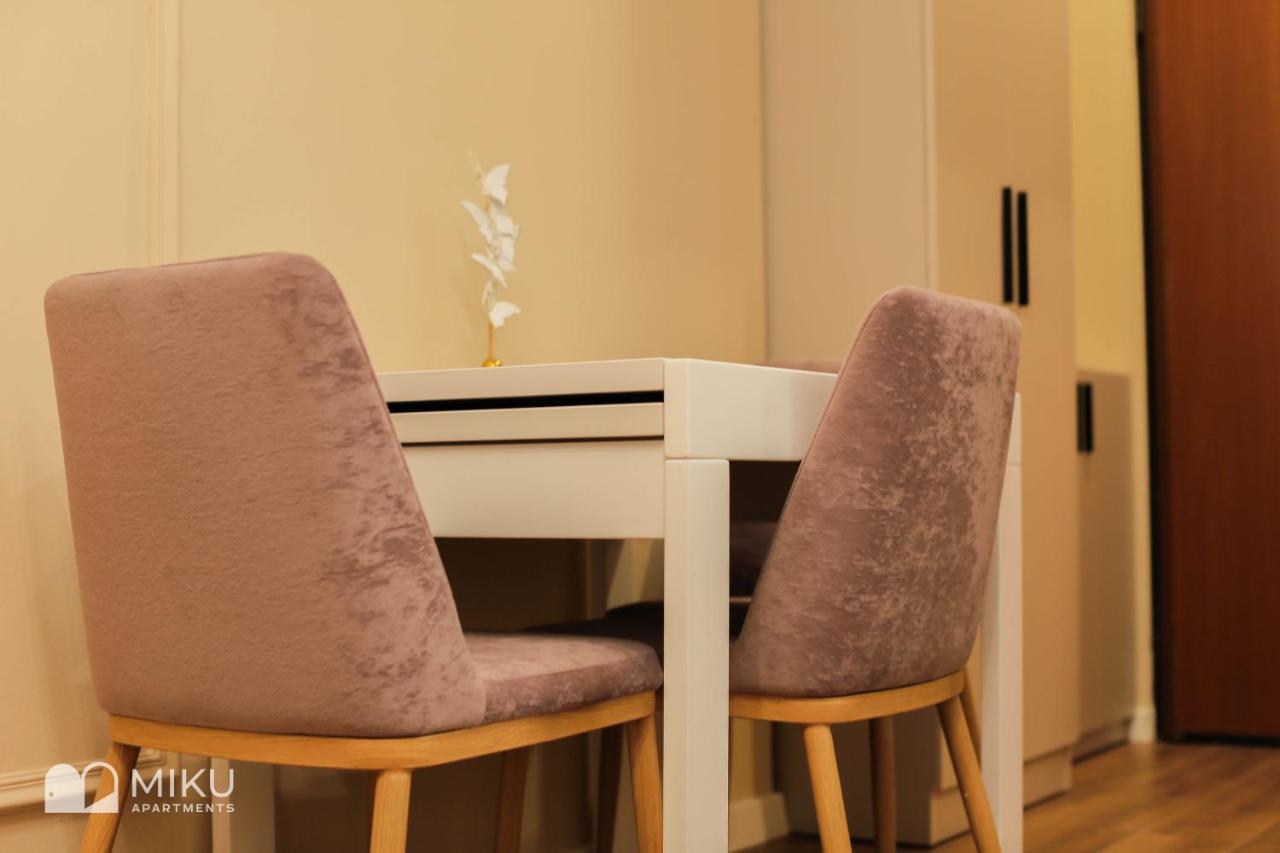 Miku Apartment-Perfect 1Bd At Komuna e Parisit Tirana Bagian luar foto