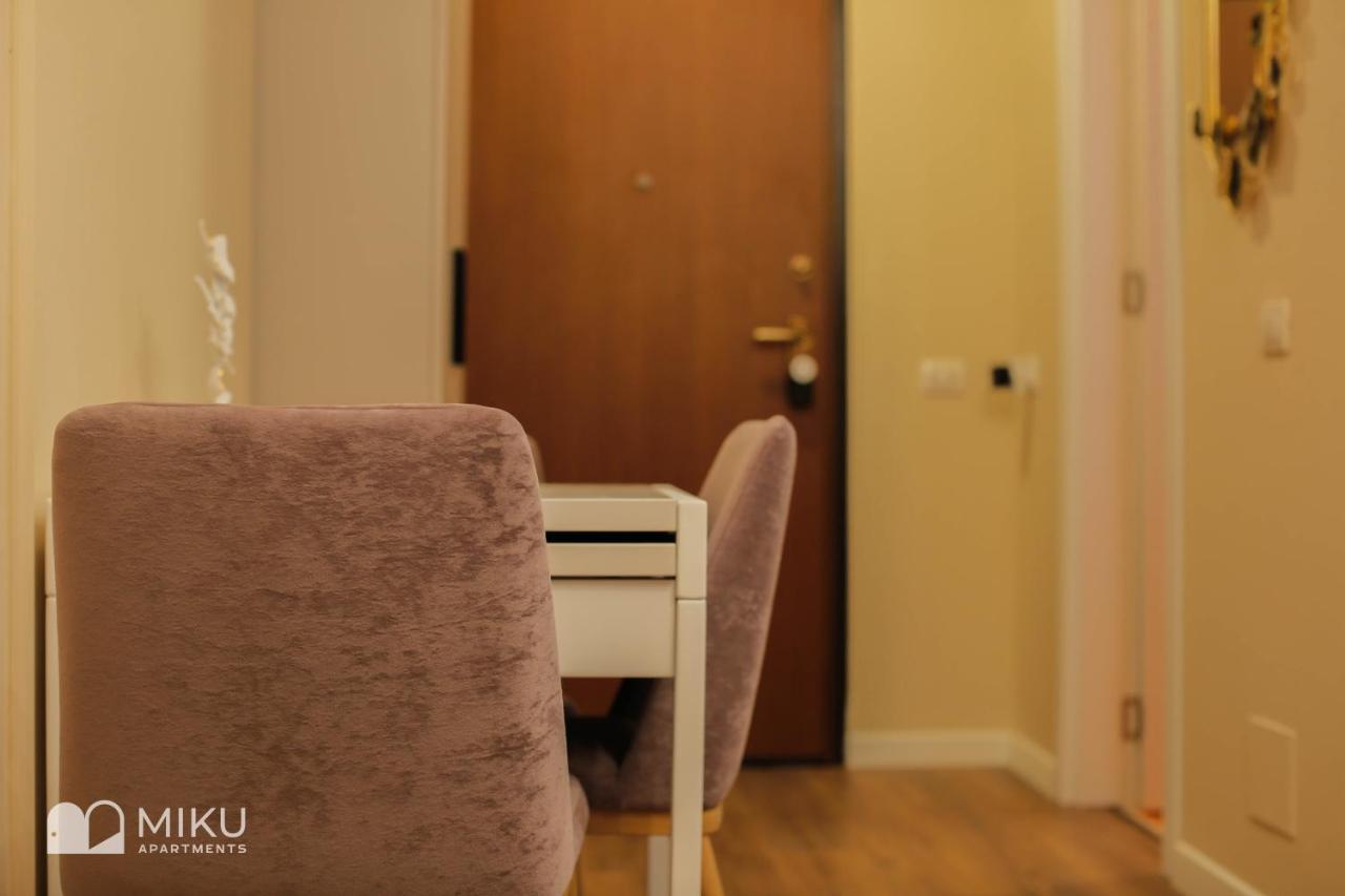Miku Apartment-Perfect 1Bd At Komuna e Parisit Tirana Bagian luar foto