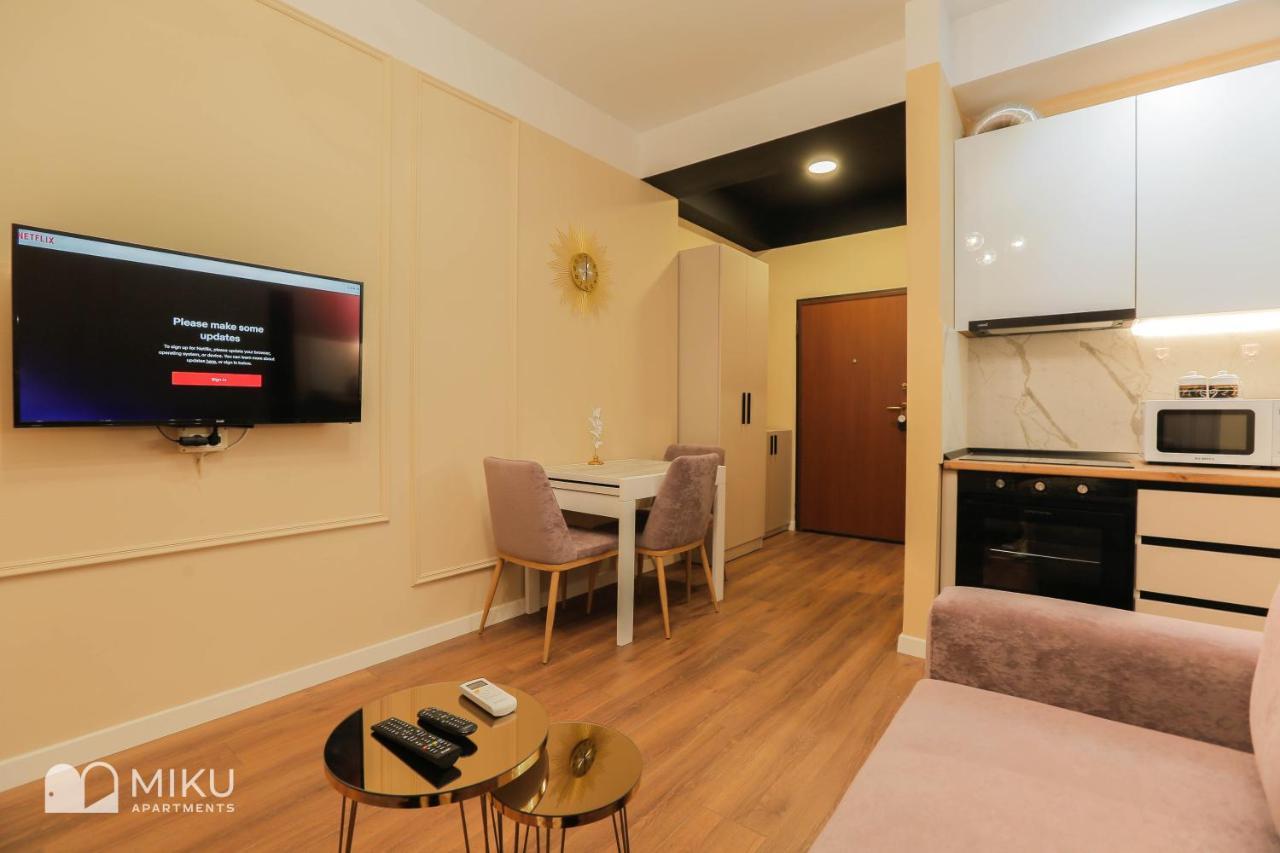 Miku Apartment-Perfect 1Bd At Komuna e Parisit Tirana Bagian luar foto
