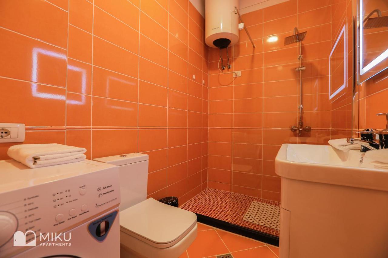 Miku Apartment-Perfect 1Bd At Komuna e Parisit Tirana Bagian luar foto