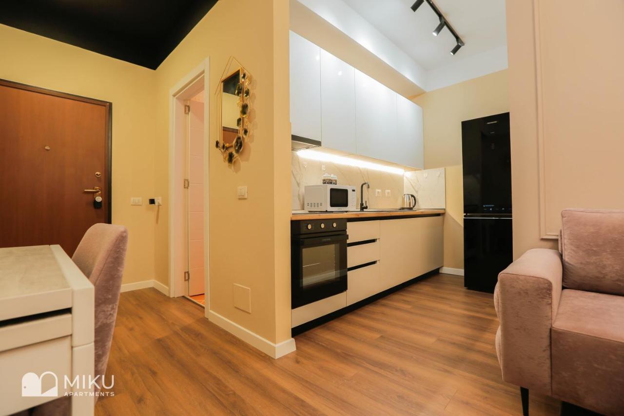 Miku Apartment-Perfect 1Bd At Komuna e Parisit Tirana Bagian luar foto